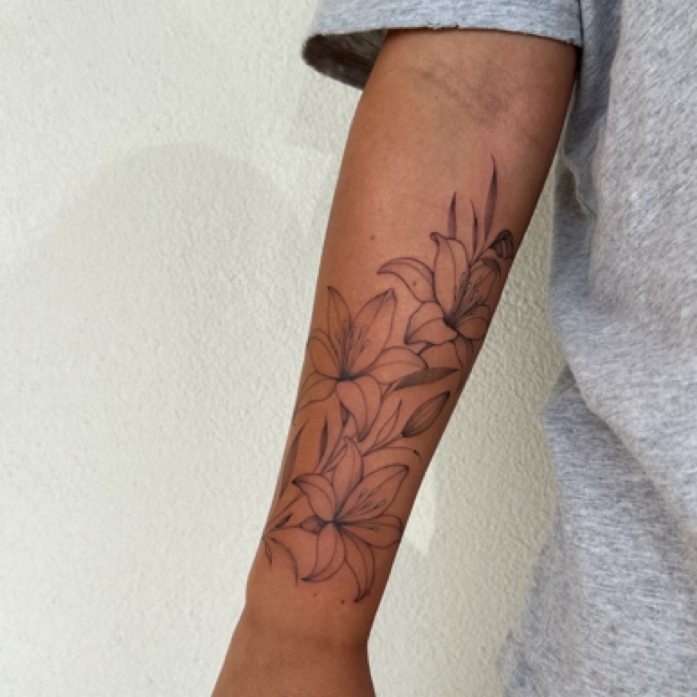florals at inkbyhalie • lochdidmyink in brick, NJ