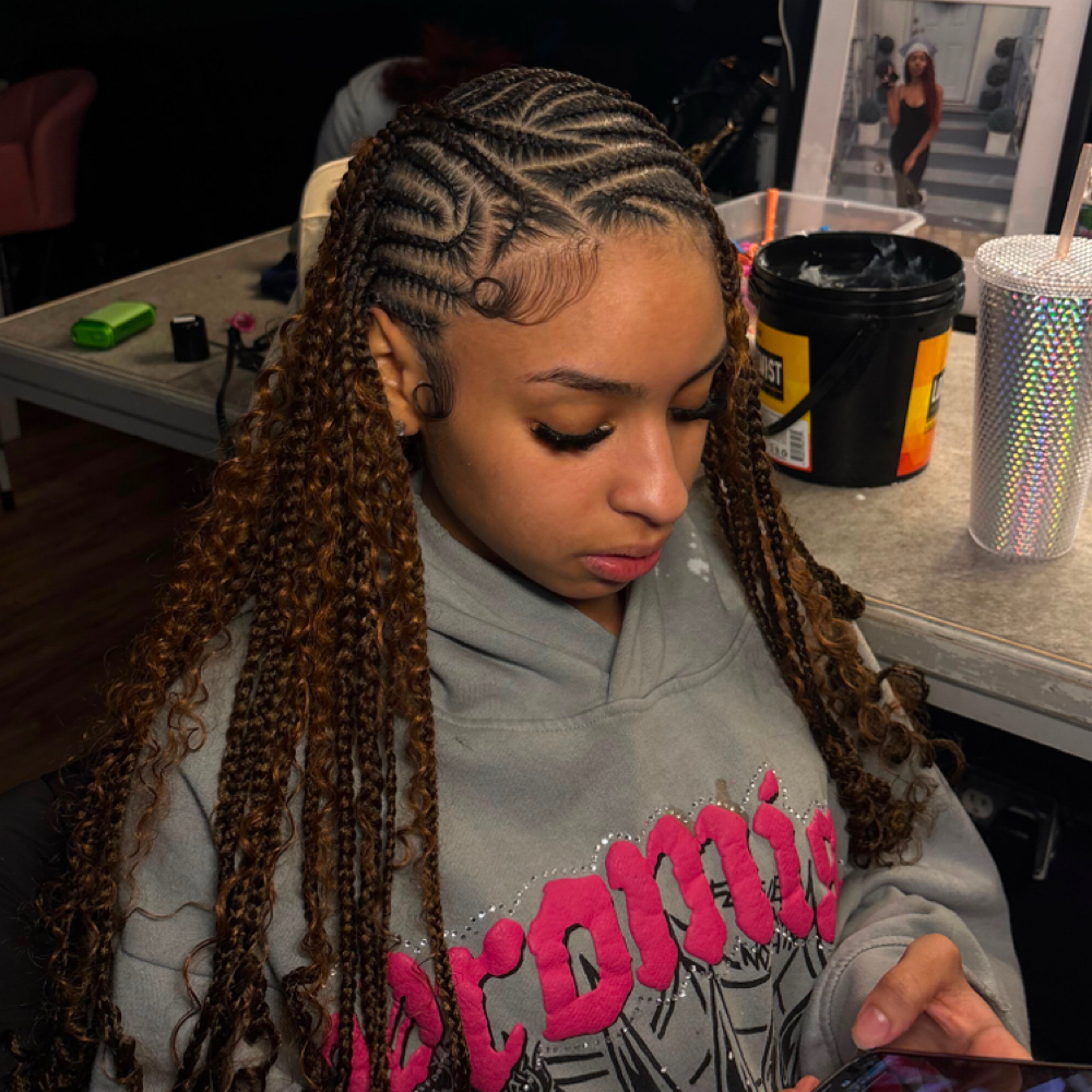 half lemonades /half knotless at Rooted crowns beauty lounge in Tampa, FL