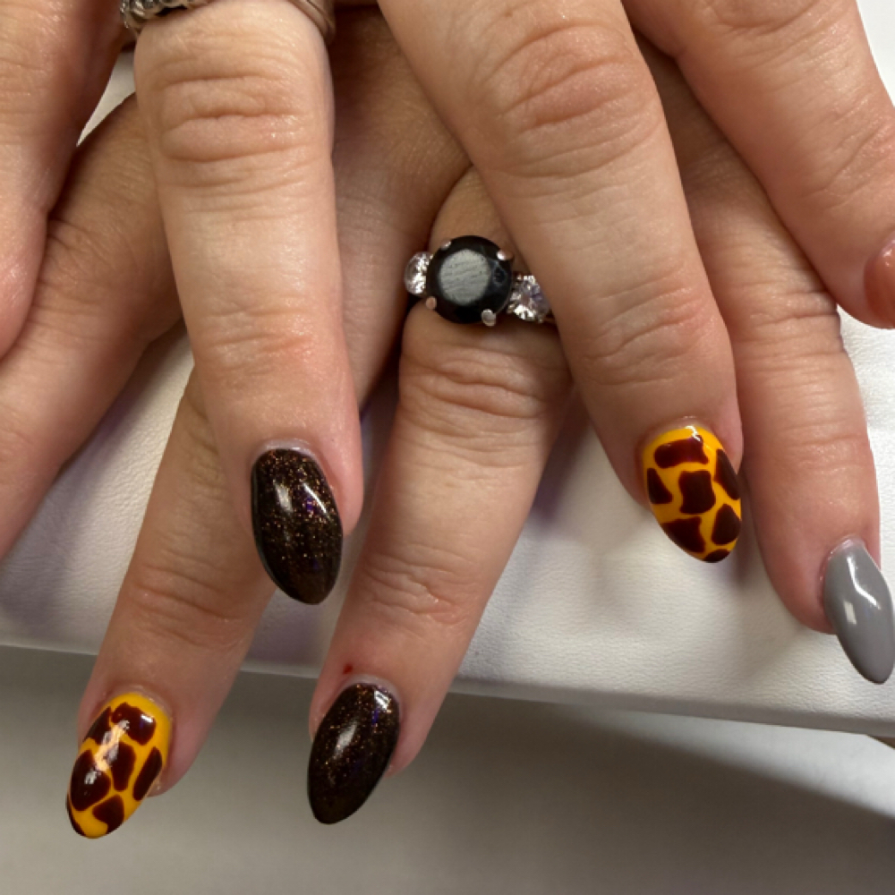Apres GelX Set at Raechal’s Beauty Co. in Camphill, PA
