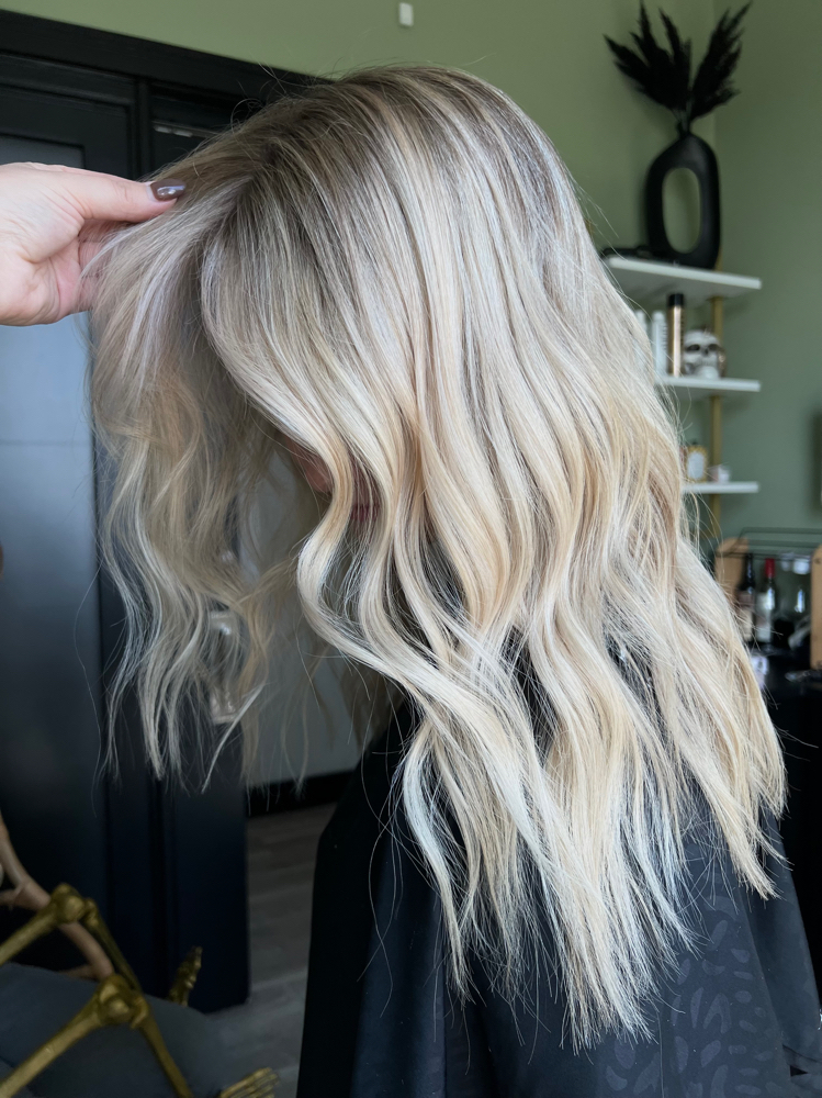 Full highlight or balayage refresh