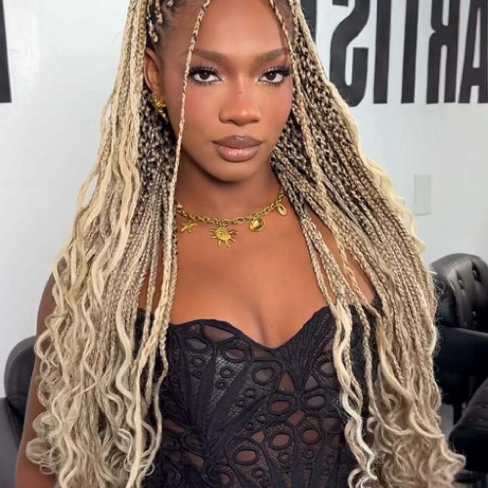 Box Braids Puntas Rizadas SMALL at Beautyges in San Juan, PR