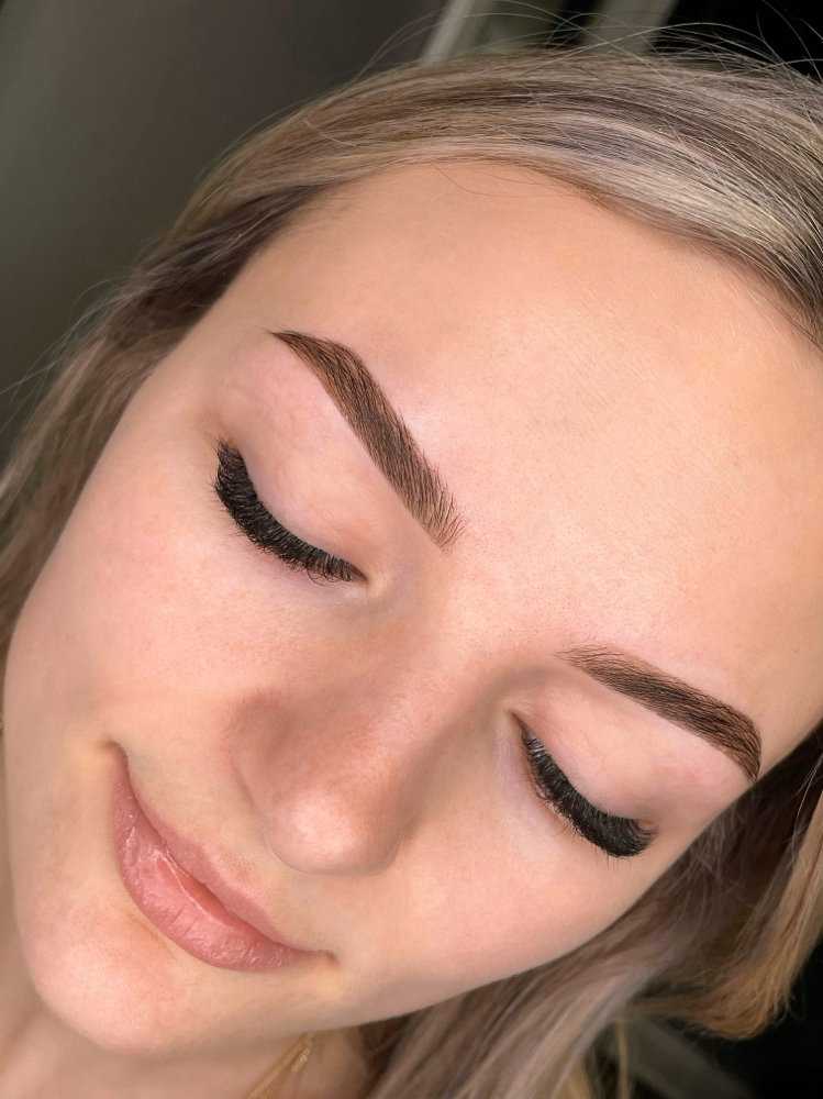 BROW SHAPE AND TINT