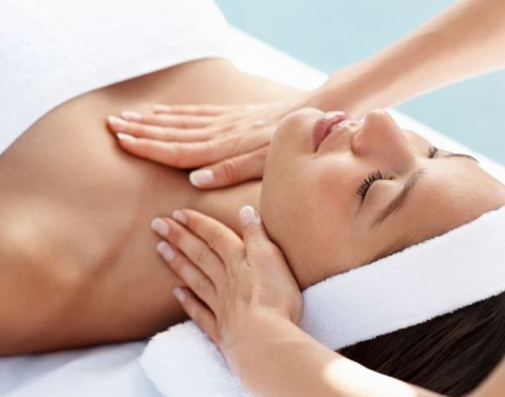Décolleté Treatment Add-On
