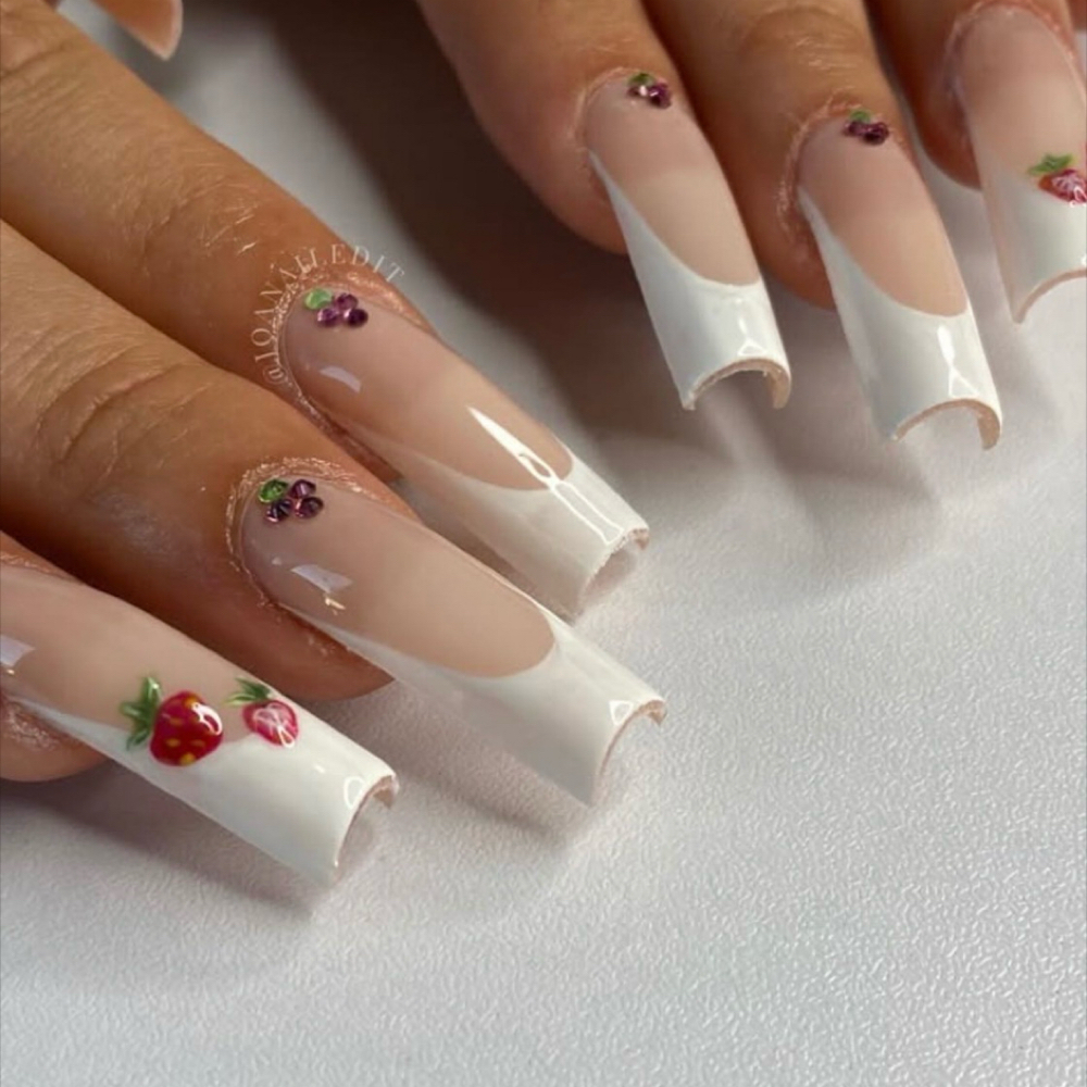 Large Soft Gel Extensions at 323StarBby in Los Angeles, CA