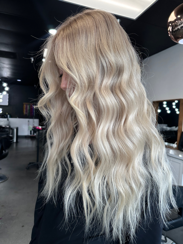 WOMEN’S HAIRCUT at Mary @ GURU in Murrieta, CA