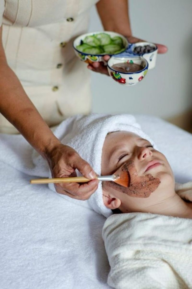 "Mini Me" Facial