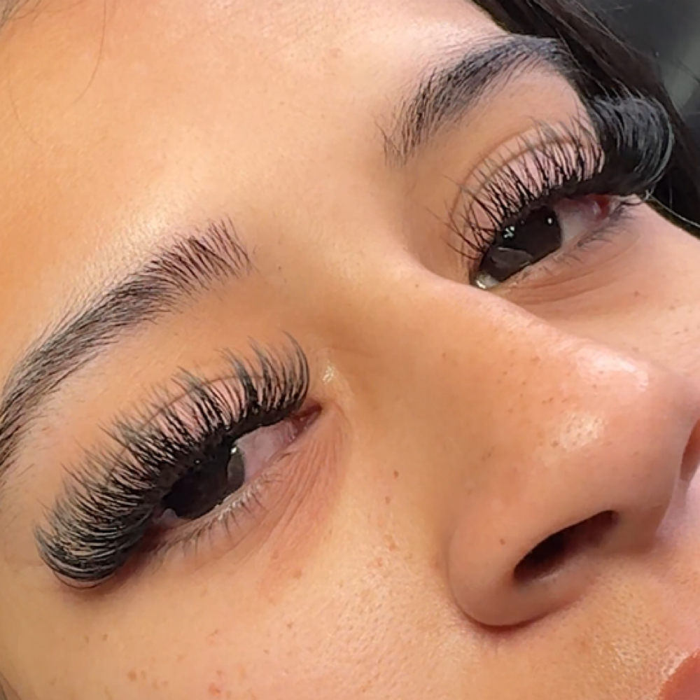 Hybrid Full Set at Styled.by.heidy in Providence, RI