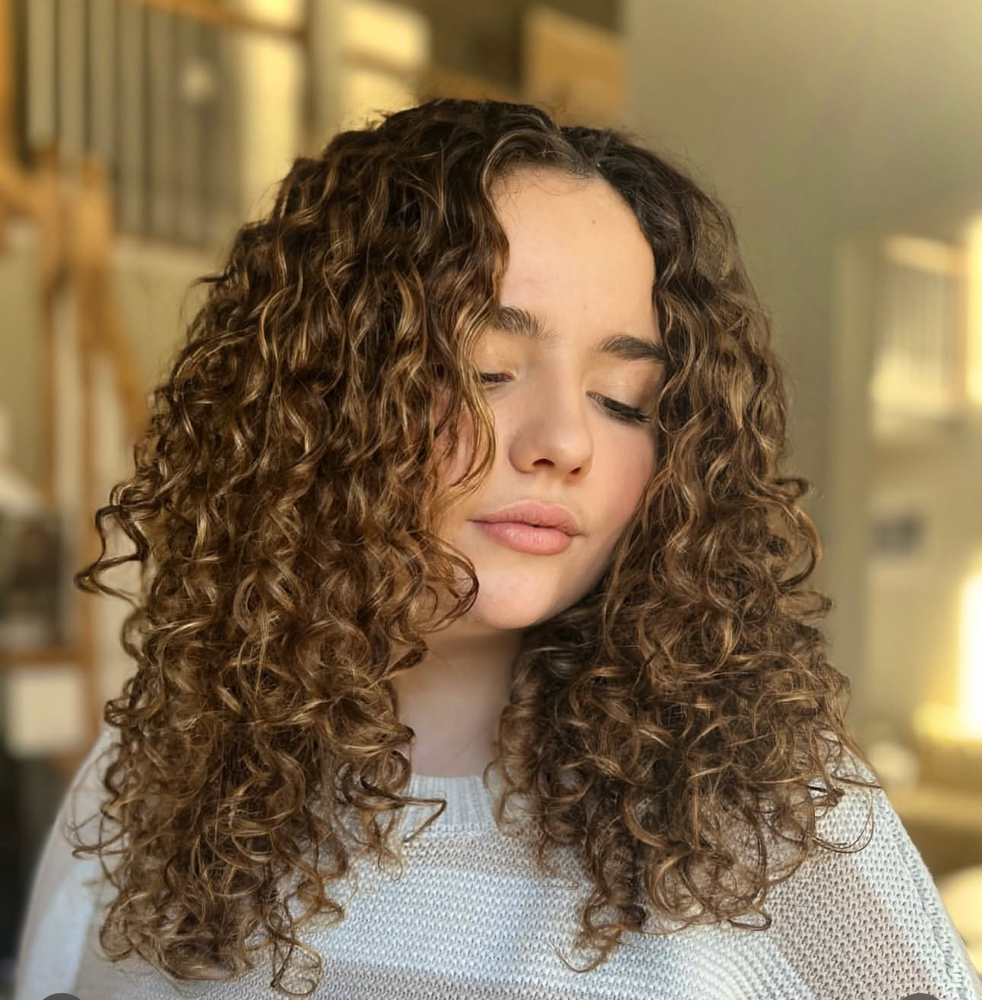 Curly Cut