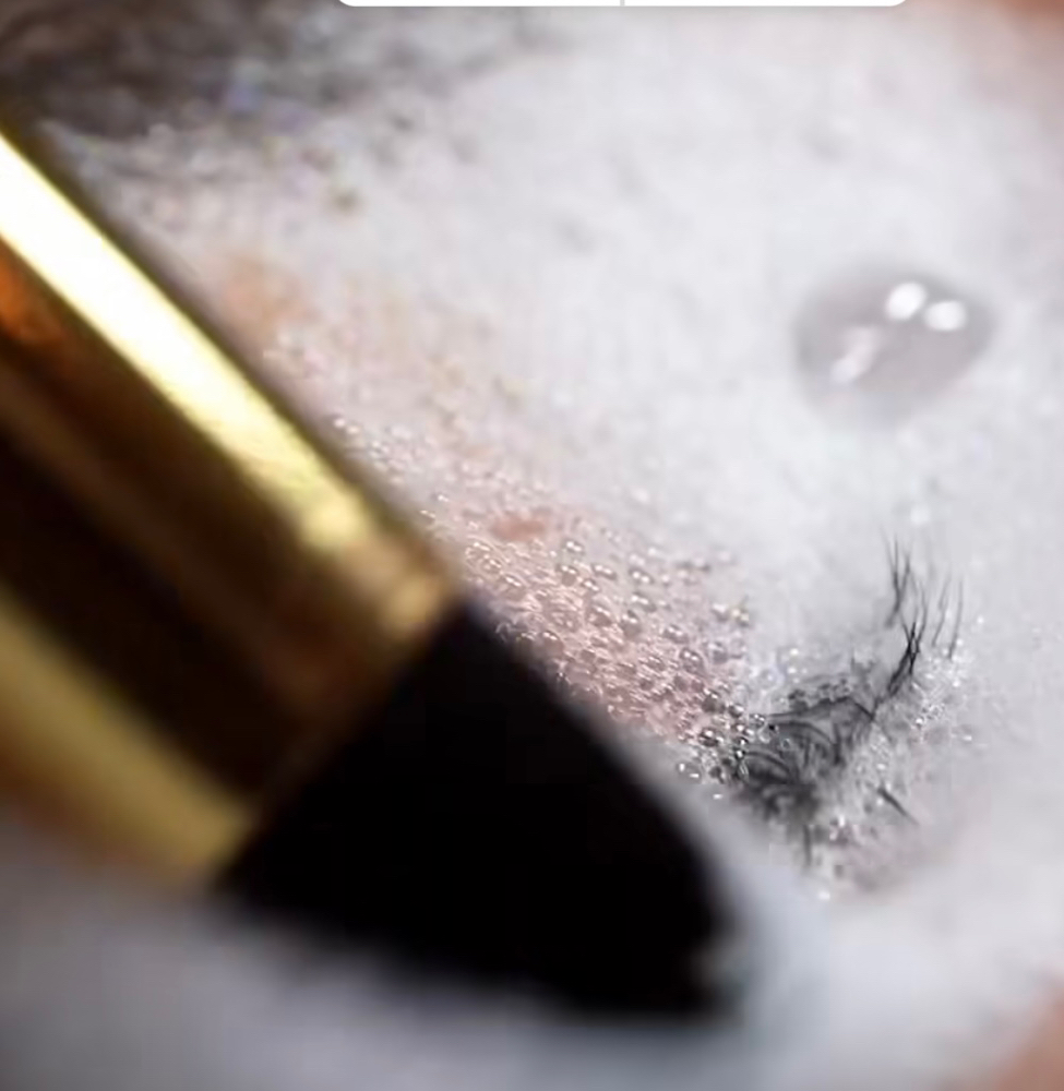 Lash Bath
