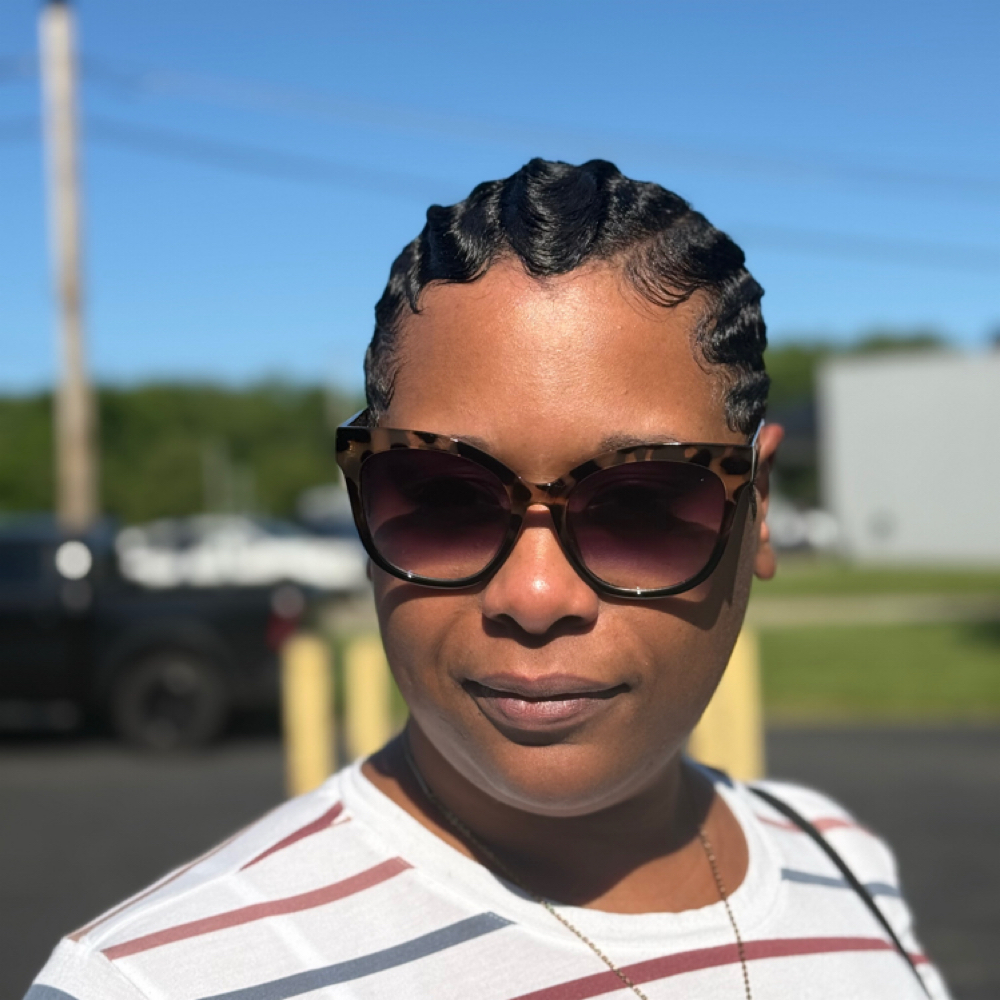Shampoo & Style at The House of Styles in Canton, OH