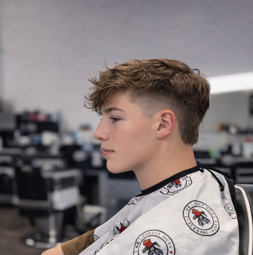 A Men’s Haircut at DAYAN TAPERZ& LASHES in Southlake, TX
