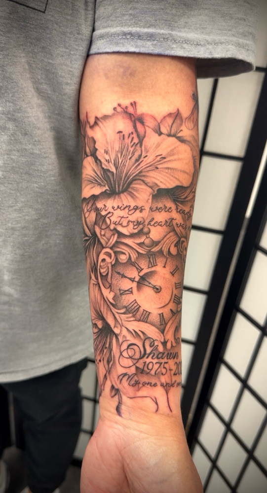 Touch Up-ONLY 11am & 5pm. at Tattoos by Mercedes in Appleton, WI