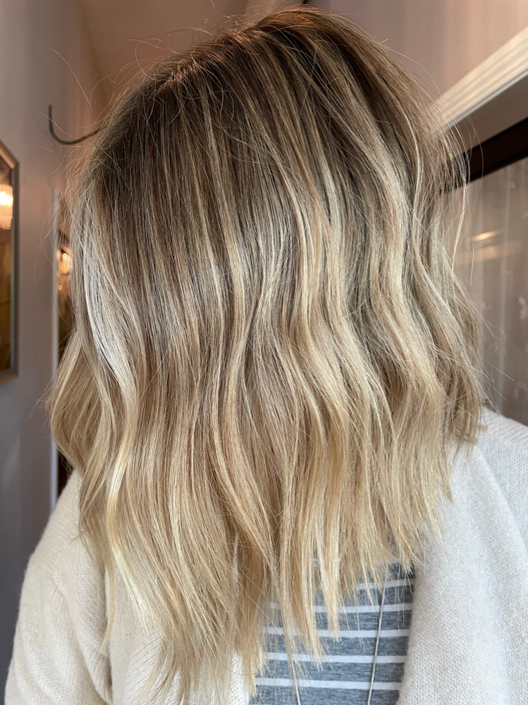 Partial Blonding &Extension Move Up