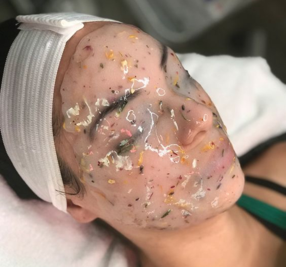 Hydro Jelly Facial