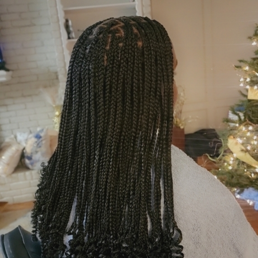 Small Knotless at Braids By Kionna in Plano, TX