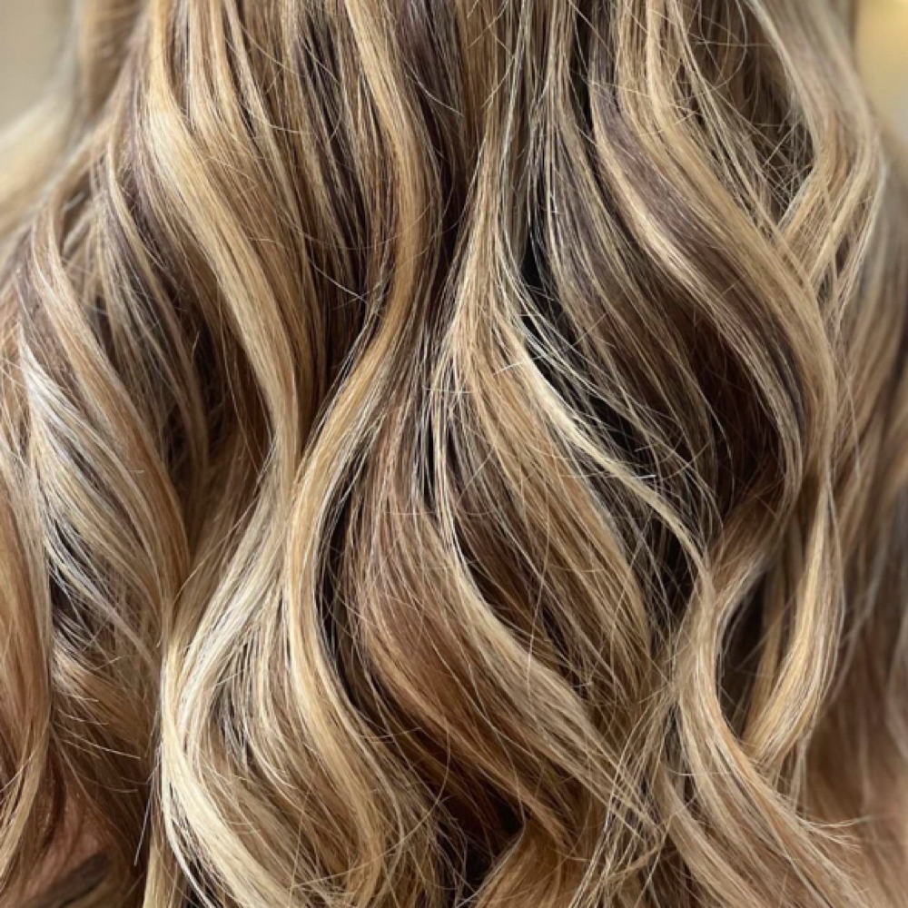 Full Highlight/ Retouch/ Cut at Beachy Blondes By Ashley Rose in Jacksonville, FL