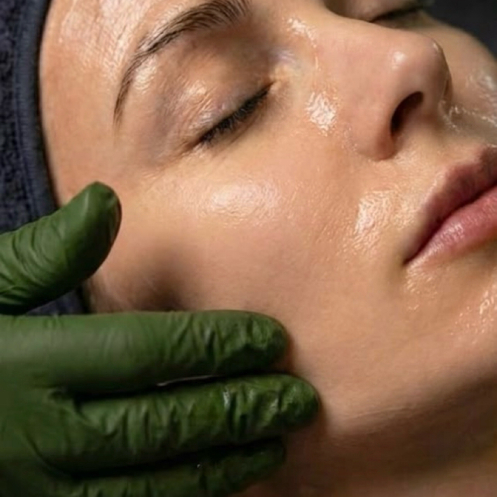 Express Glow at Woods Body & Skin Therapy