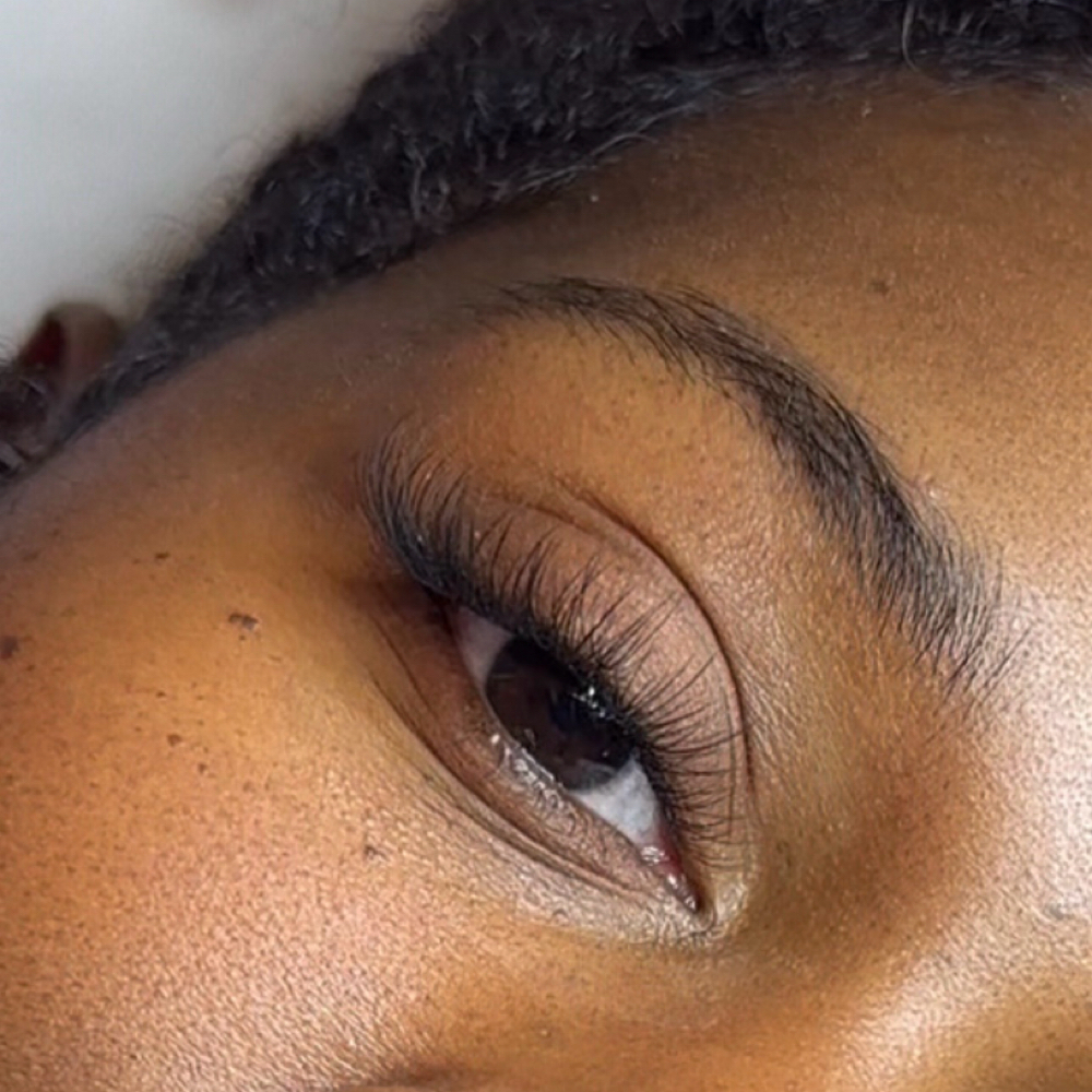 Eyelash Hybrid at Daisybrows&beauty in flowood, MS