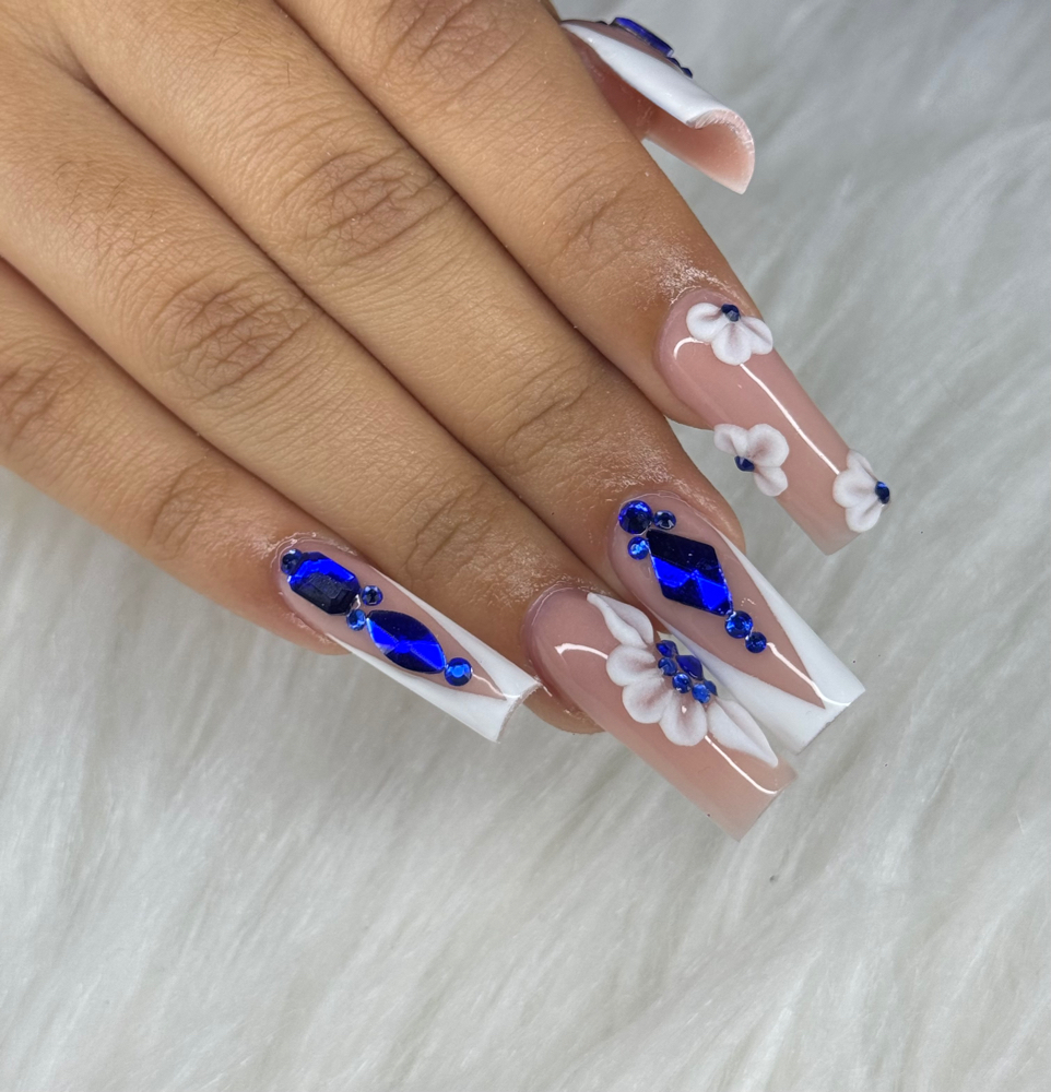 FULL SET INTRICATE ART