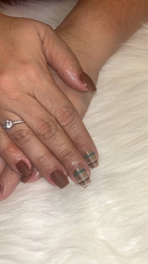 Sport Length Acrylic Fill Starts@ at PrettyP Nailz in Sandusky, OH