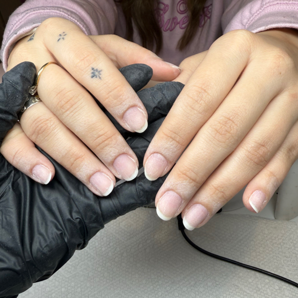 Soak Off / Removal at kayleesnailz in Denison, TX