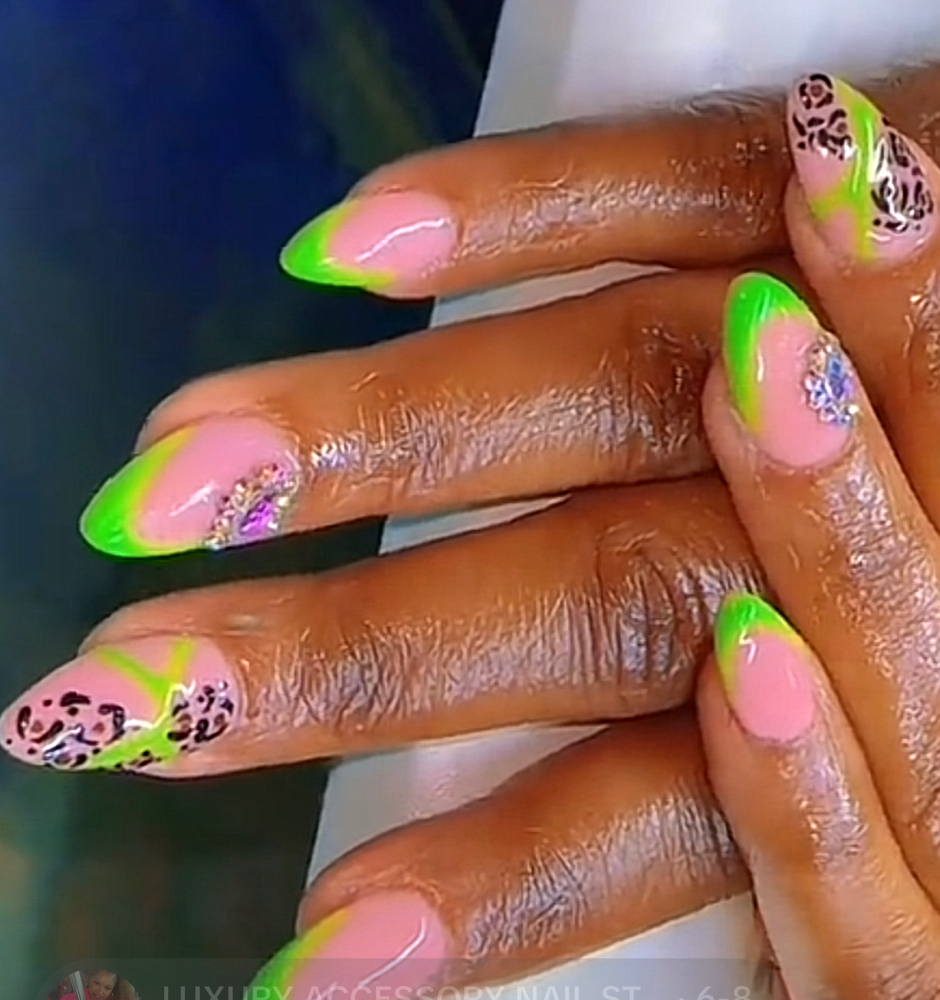 Simple Art - Per Nail