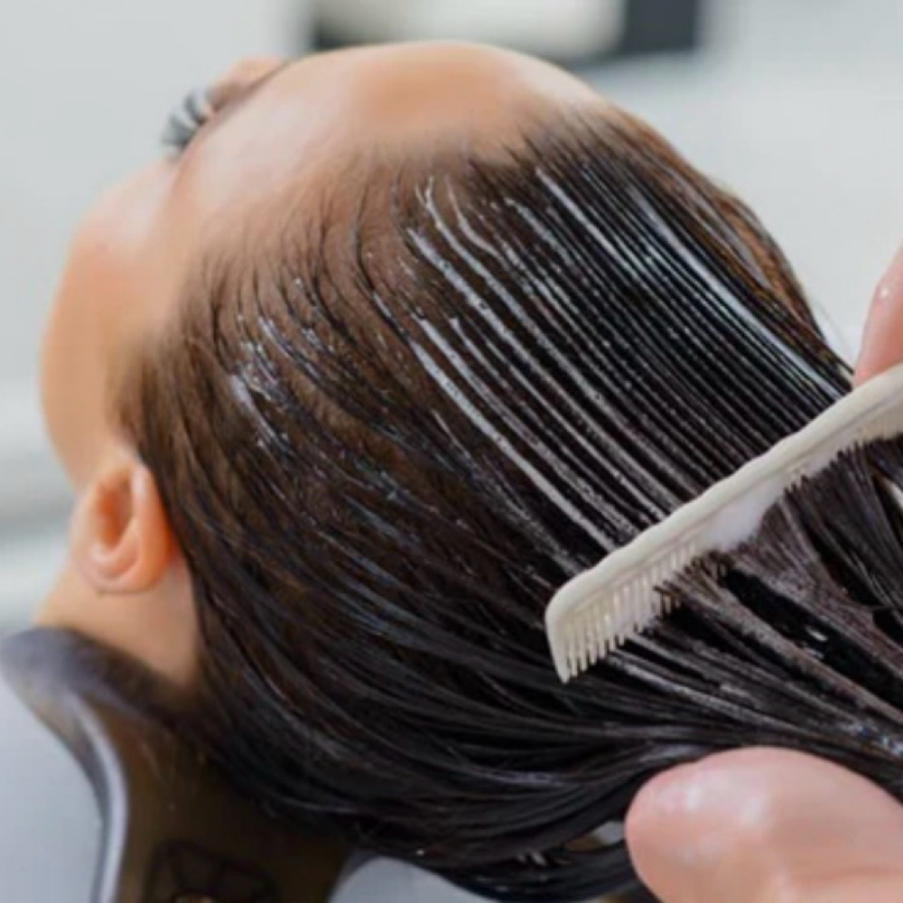 Deep Conditioning Treamtent at Luxe Hair Lounge in brooklyn, NY