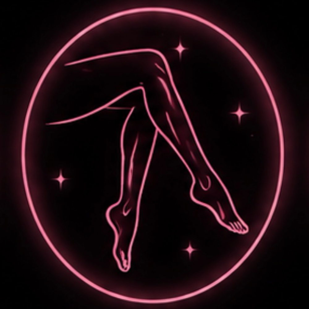 🌙 Leg Wax at Pink Moon Aesthetics in Bakersfield, CA