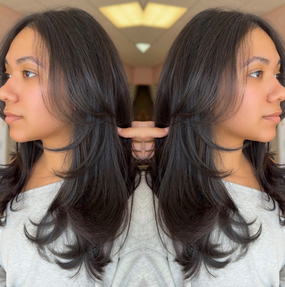 Signature Blowout at Wildflower Beauty Salon in Sinton, TX
