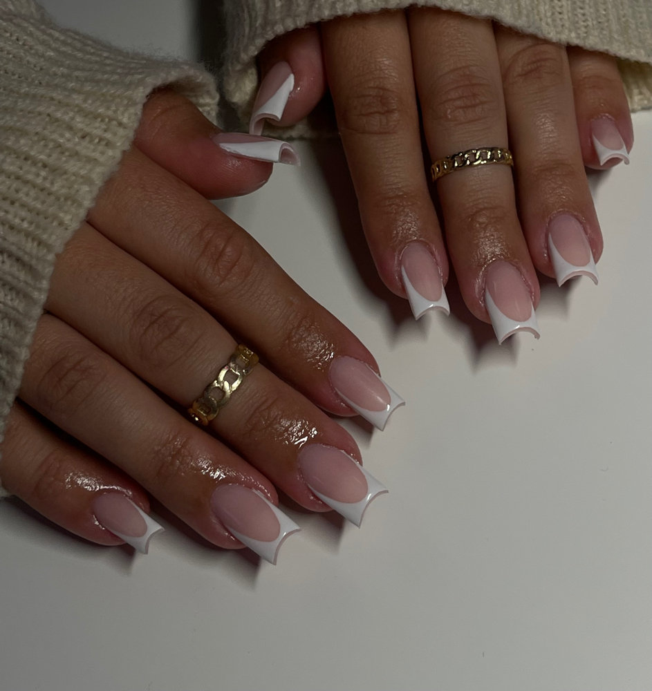 Acrylic Fill Manicure