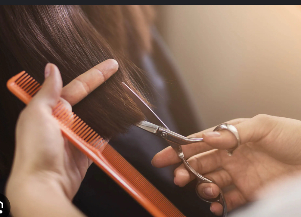 Haircut (Women)