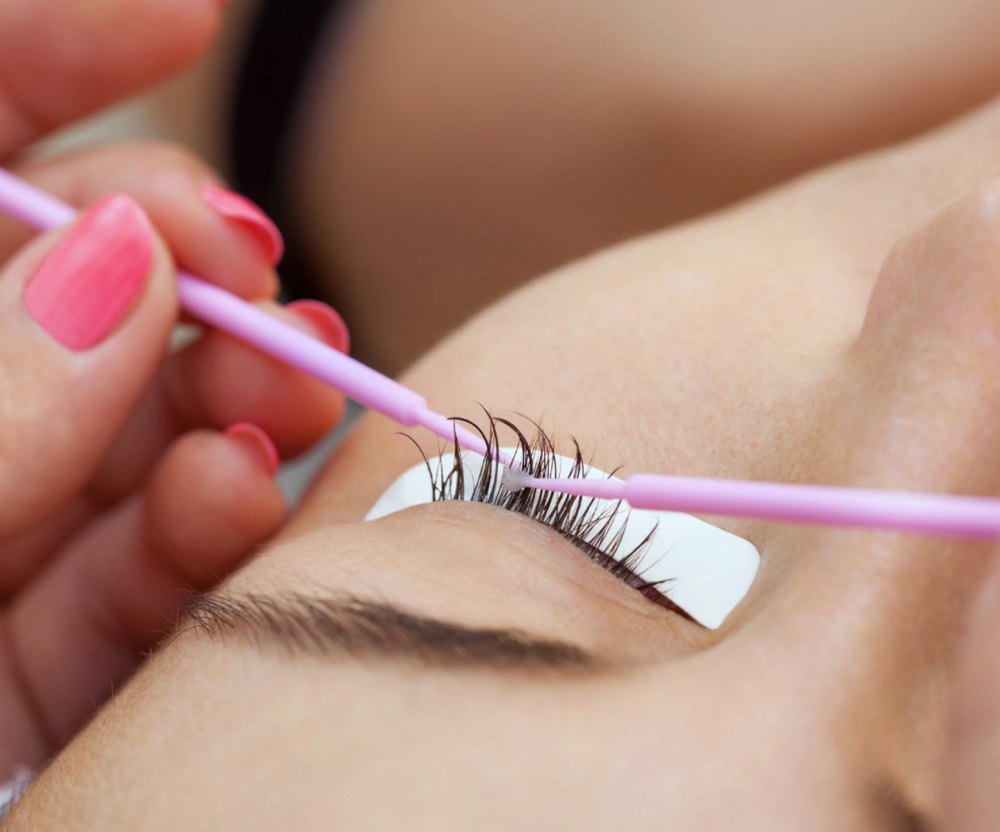 Lash Extension Removal