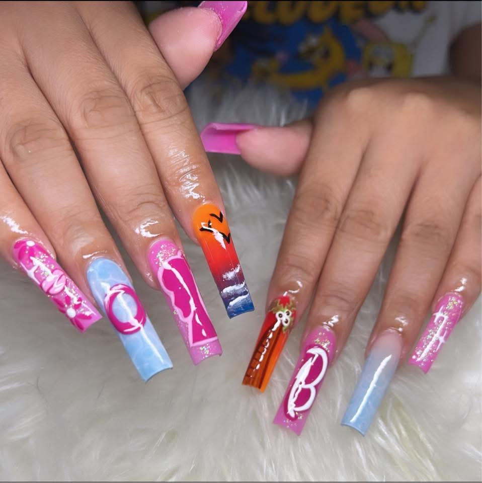 XL Acrylics at Elegancy Nails in Milwaukee, WI