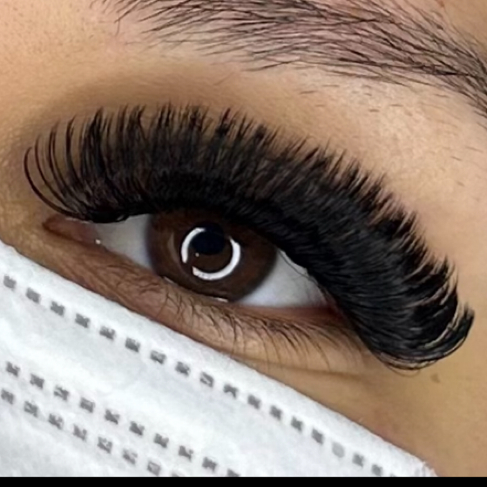 Mega Fullset at The Beauty Loft in Sunnyside, WA