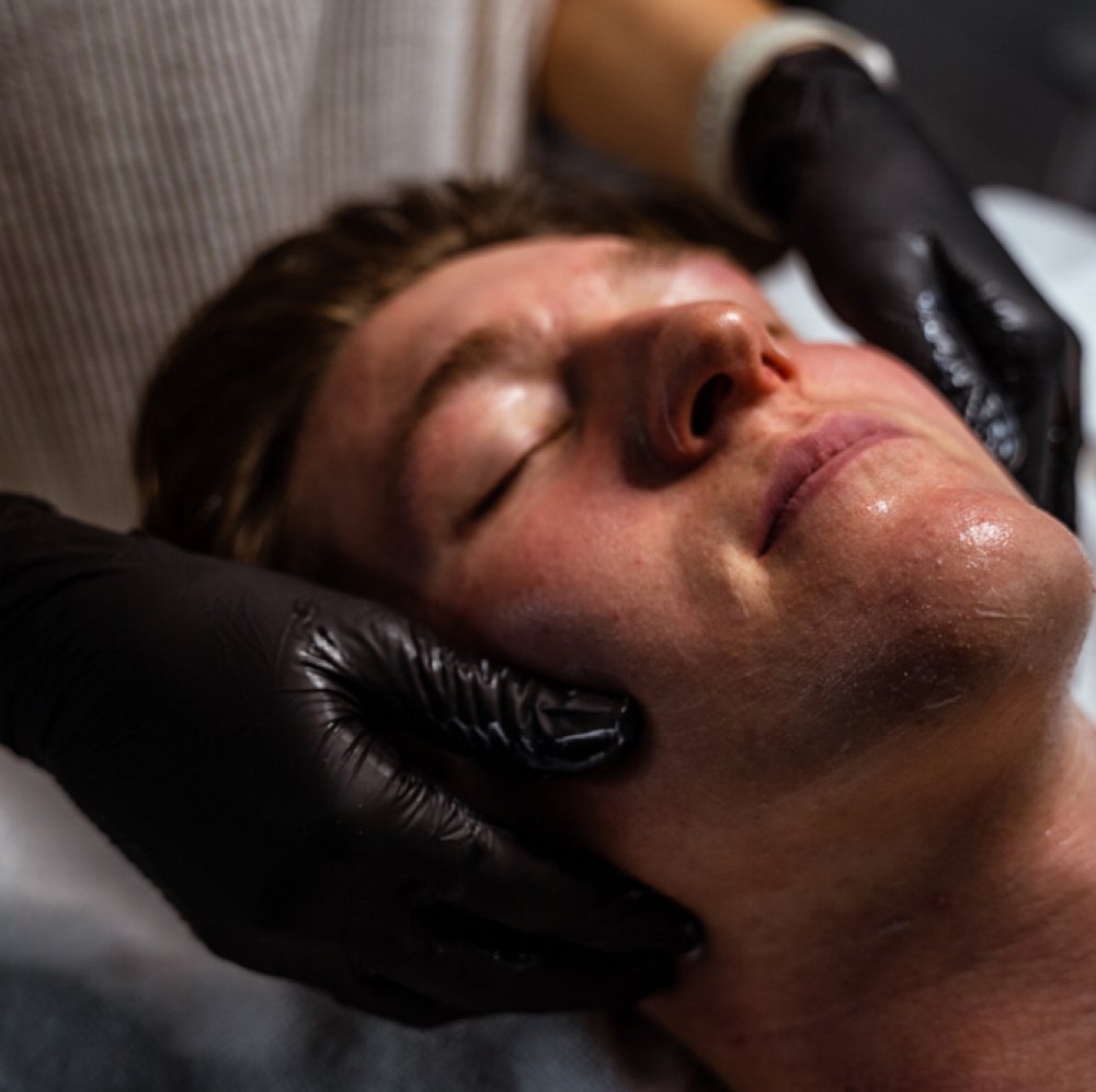 Rapid Radiance at Everbloom Skin in Arlington, WA