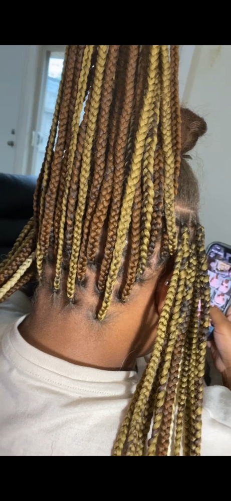 smedium knotless at loc’d&braided in Dayton, OH