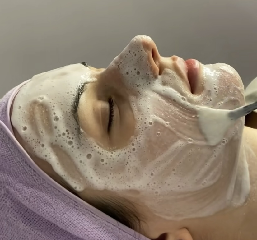 Gotta Glow Facial