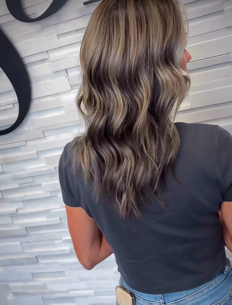 Full Foil at Onyx Beauty in Chesapeake, VA