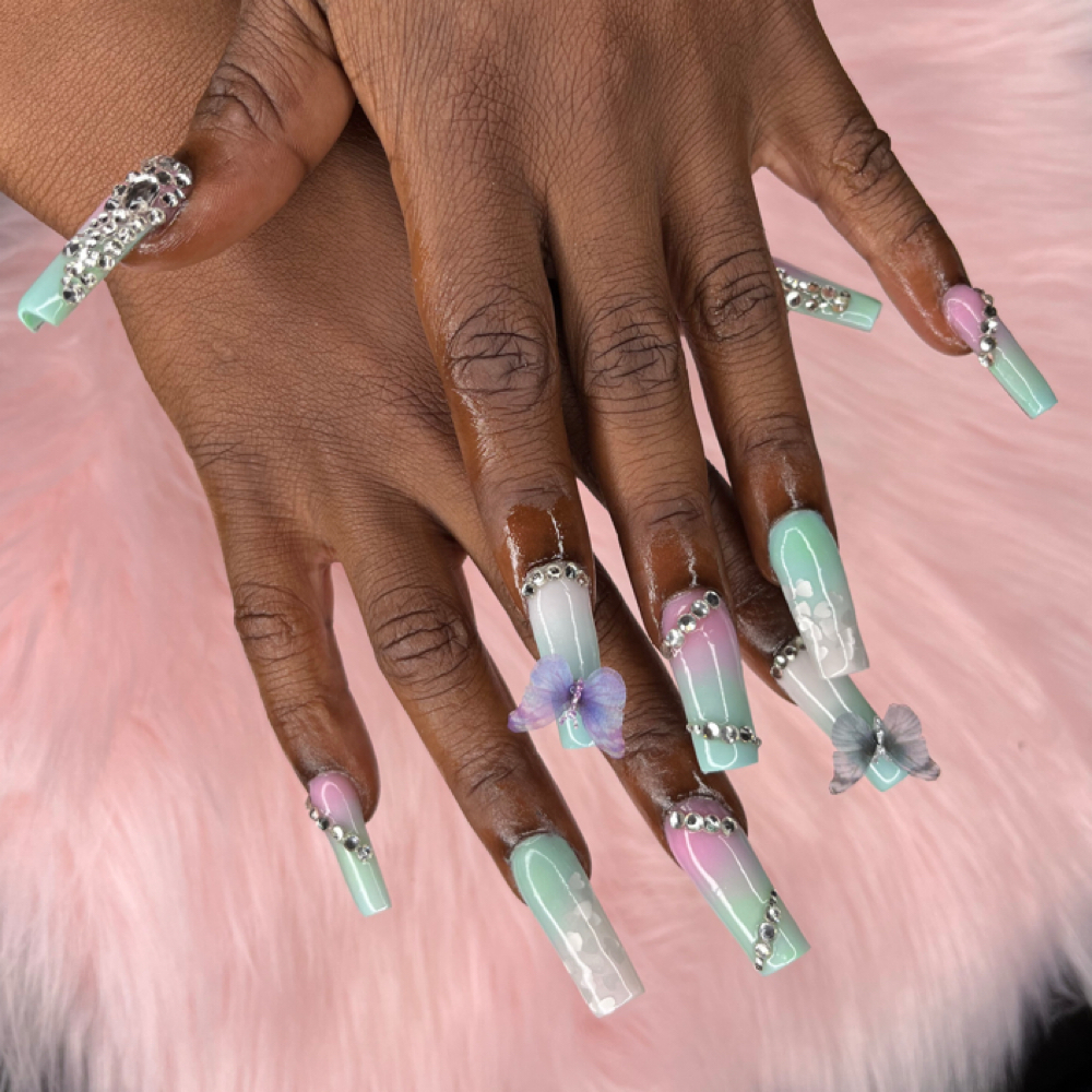 Freestyle Full Set at Nails By Shakiyra LLC in Grandview, MO