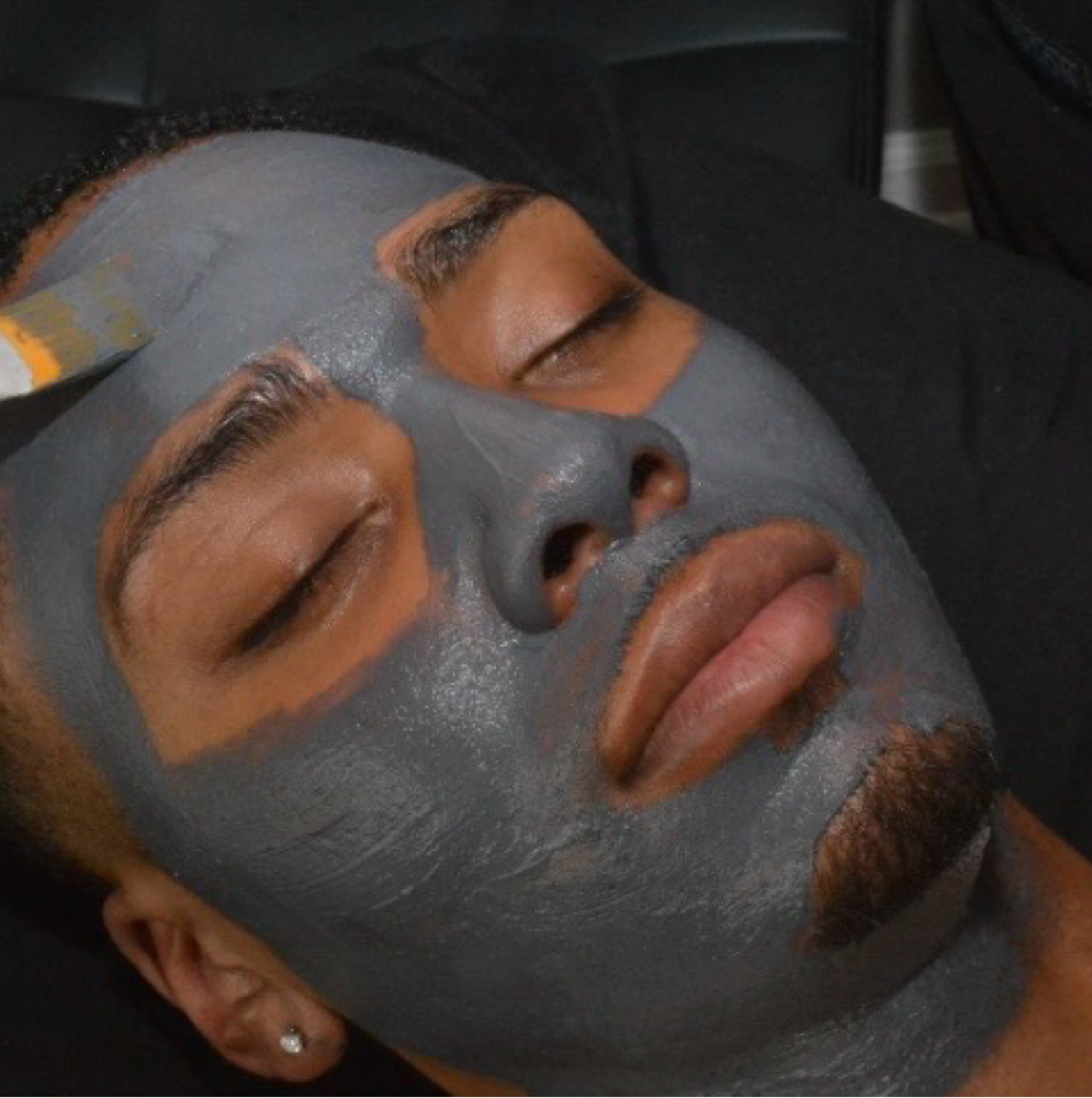 The Royal Treatment at Fade Queenz in Frisco, TX