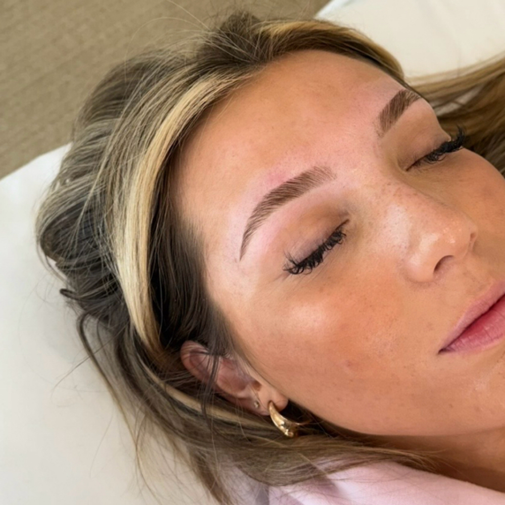 Brow Lamination And Wax at Anfissa Beauty in Mount Angel, OR