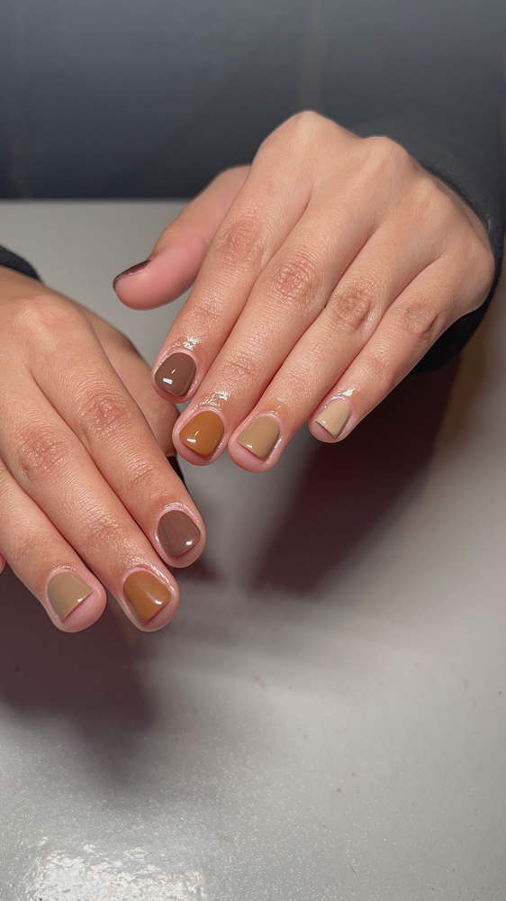 GEL MANICURE ( one color )