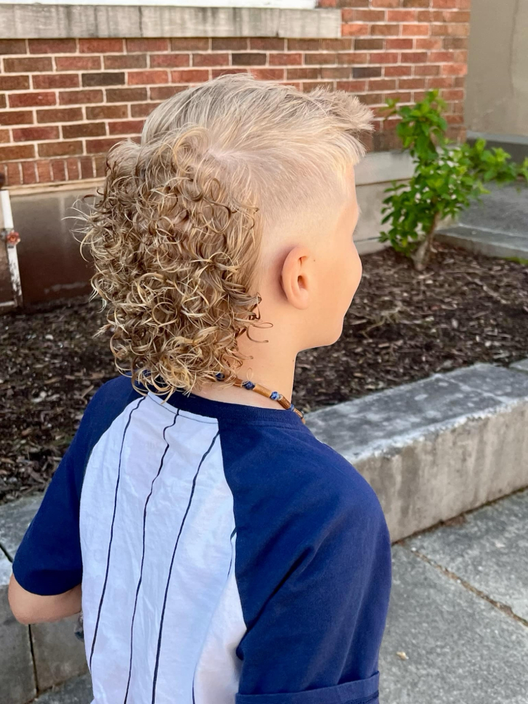 Mens Perm at Jayla Bennett in Chillicothe, OH