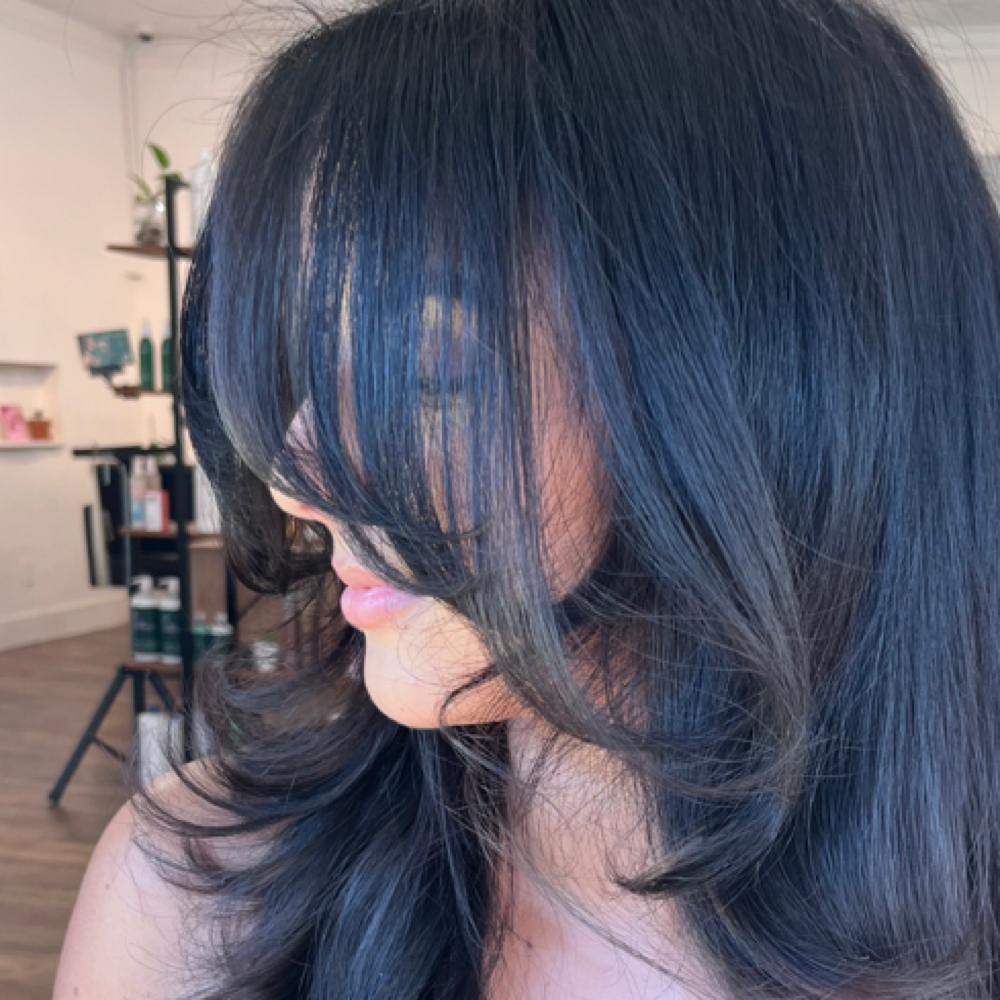 Bang Trim at Kennacolorcuts in Tampa, FL