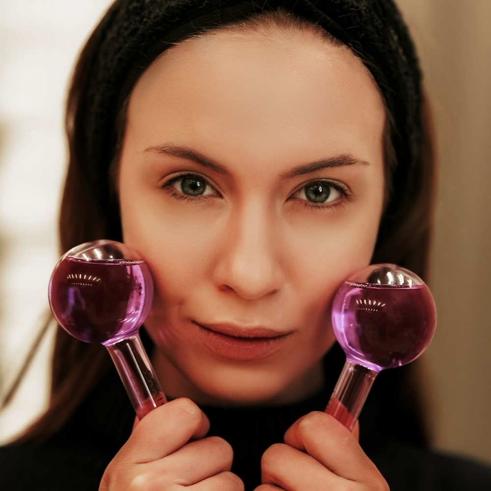 Ice Globe Facial