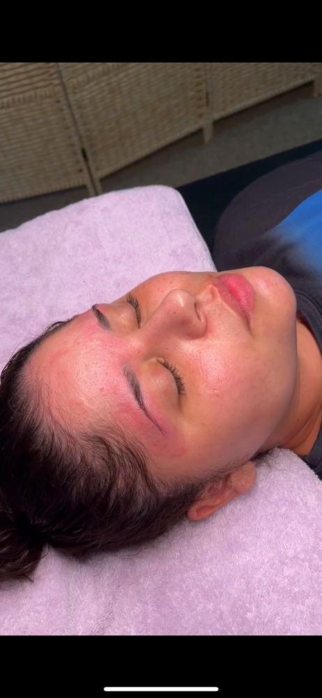 Eyebrow Wax at Desthetics Beauty in Bronx, NY