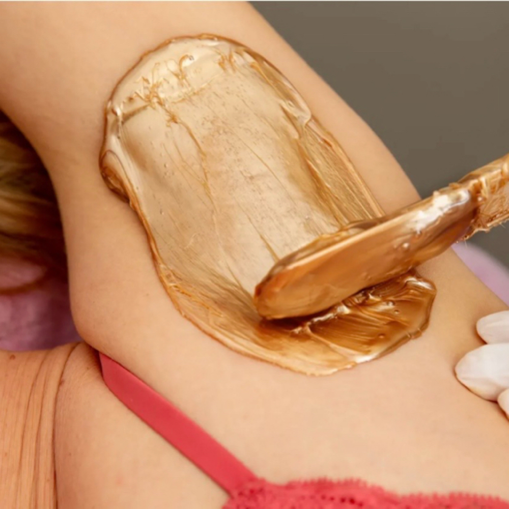 Underarms Waxing at Ameri-Cutz Salon in Lockport, IL