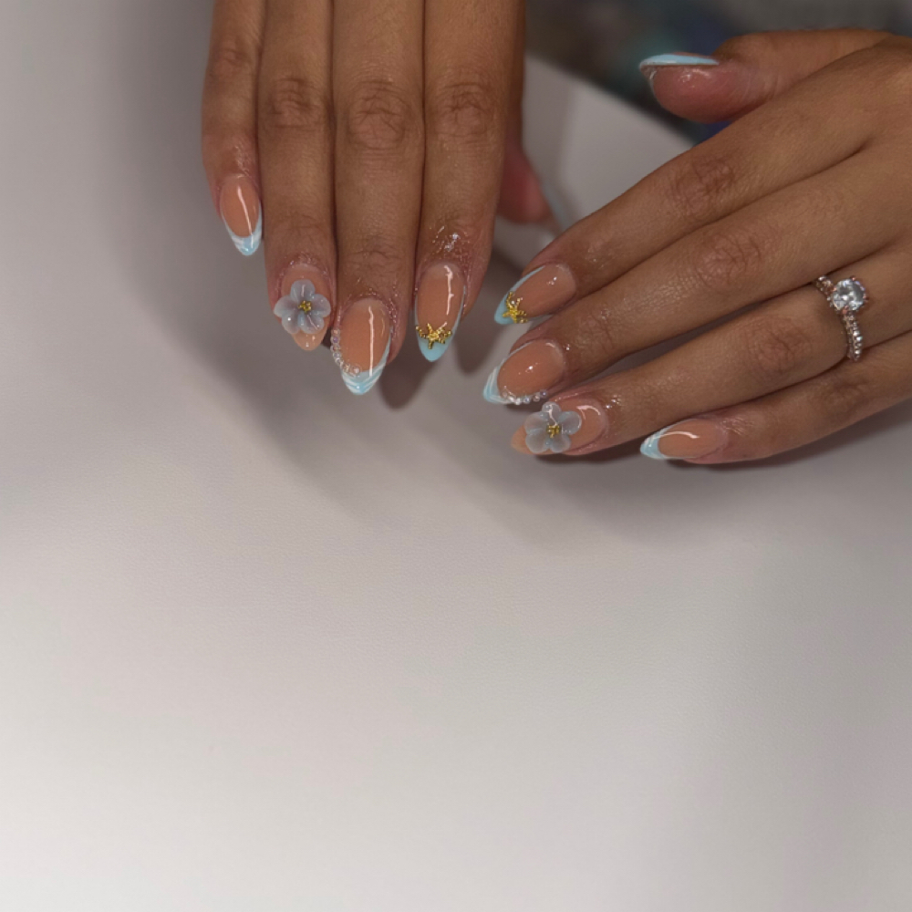 🌸 Uñas en Poly Gel at Tayselfcarestudio LLC in Lawrence, MA