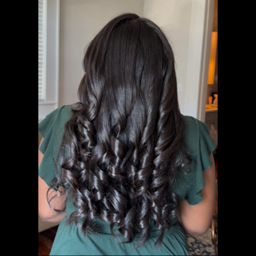 Blowout The Works Plus+ at V’s Glam Blowouts in Metairie, LA