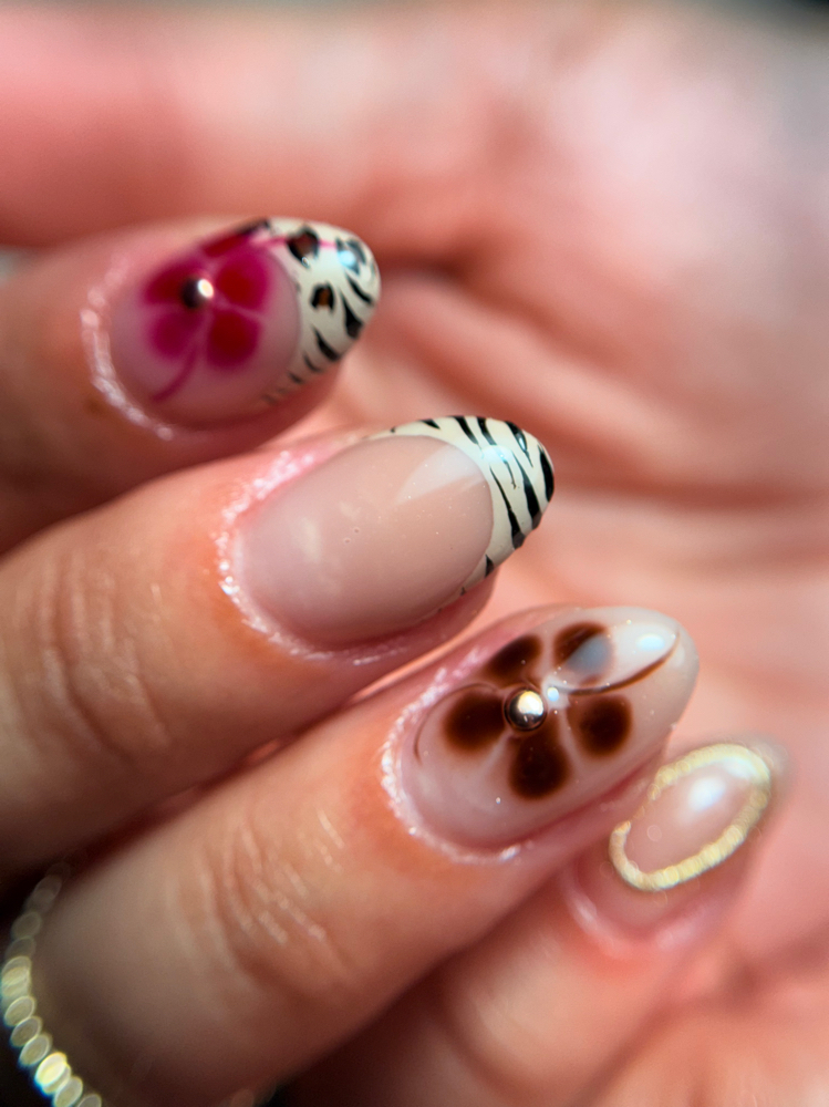 Gel Russian Mani Design